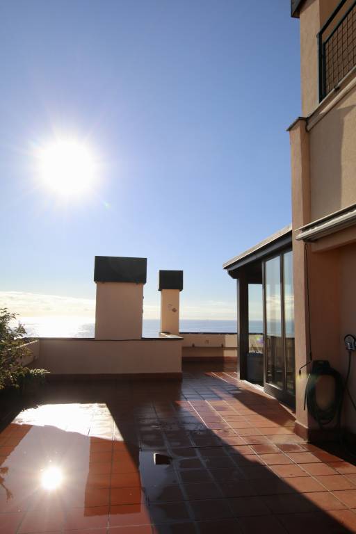Holiday apartment with terrace & barbeque | Sea view — photo 2