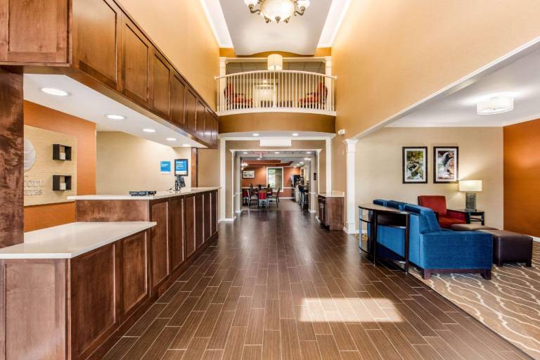 Comfort Inn & Suites Bryant - Benton — photo 2