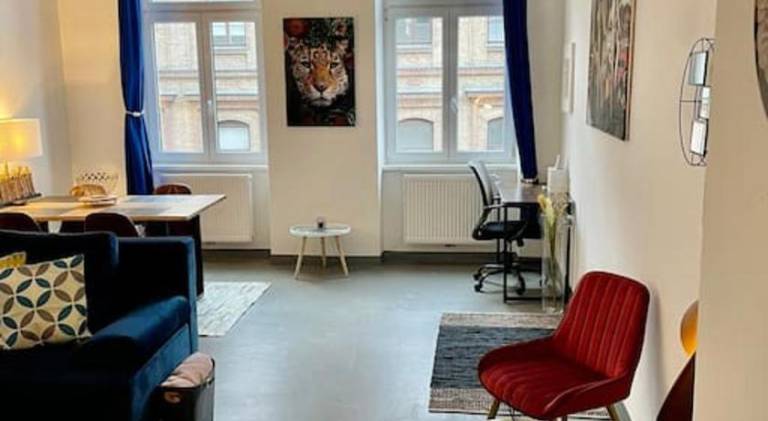 Klimatisierte Sehr Zentrale Wohnung-Loftstyle- — photo 2