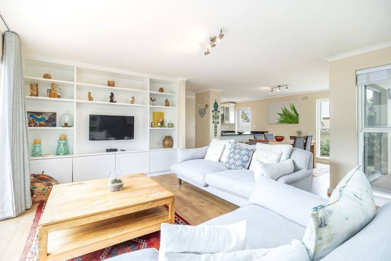 Hus Hout Bay