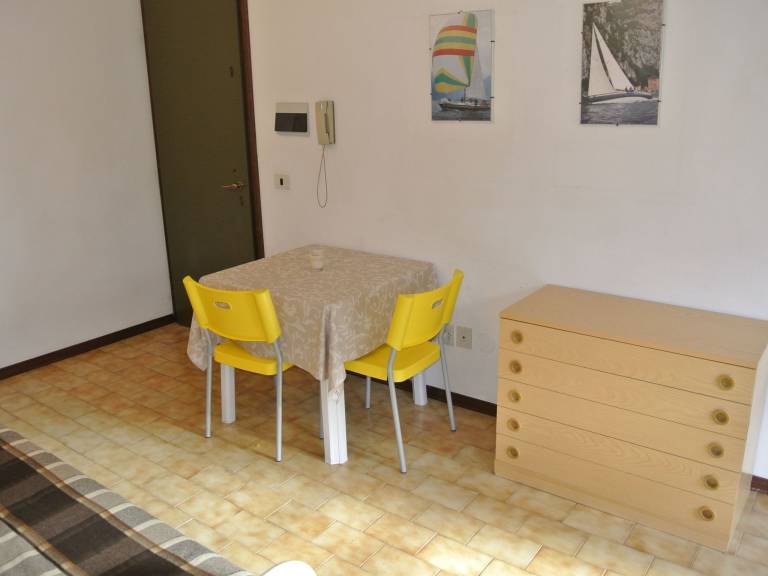 Holiday apartment with pool & terrace — photo 5