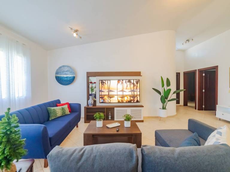7br Massive Villa In Sosúa - 2mins From Nightlife! — photo 3