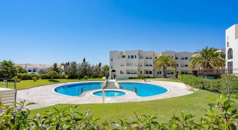 2b Apt by Beach&Alvor City Centre with Pools & AC — photo 4