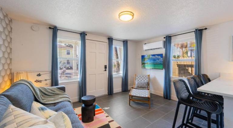 Pleasant vacation home | Beach nearby | Pet-friendly — photo 2