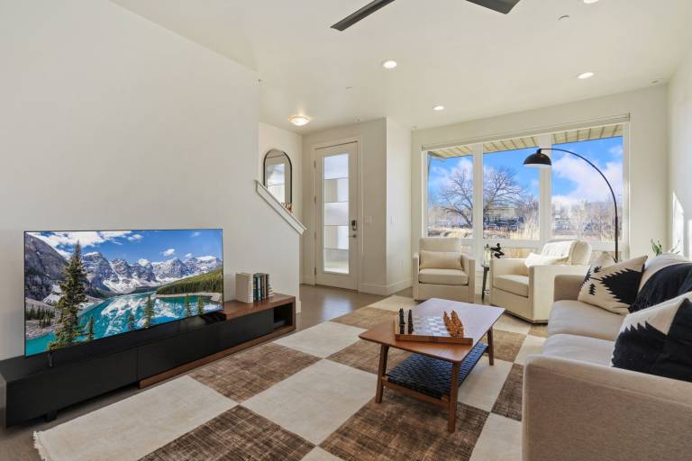 908 Jerome St. (Unit 2) — photo 4