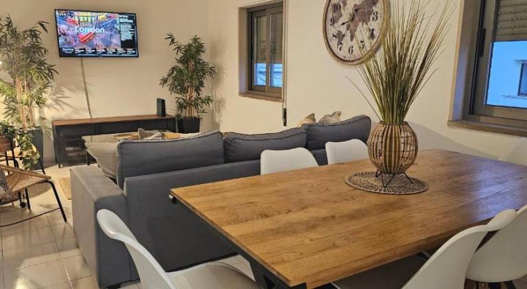 Apartment with terrace — photo 4