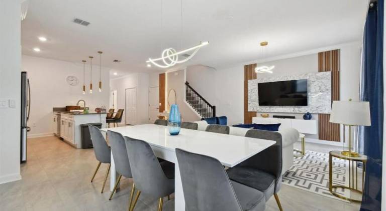 Big villa with pool & jacuzzi | Pets are welcome — photo 4