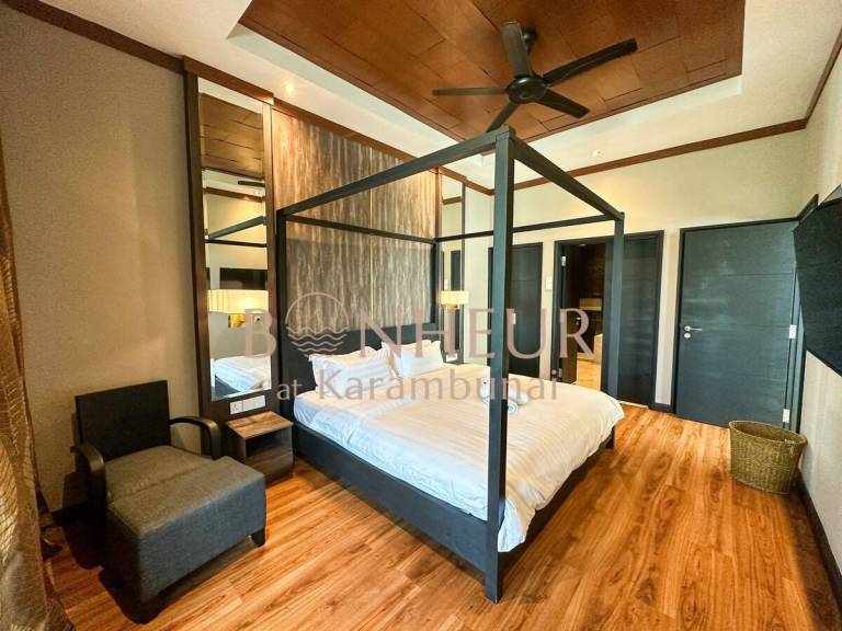 120 m&sup2; Villa