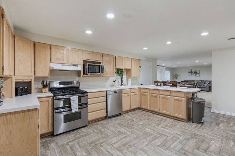 Apartment  Oquirrh Park