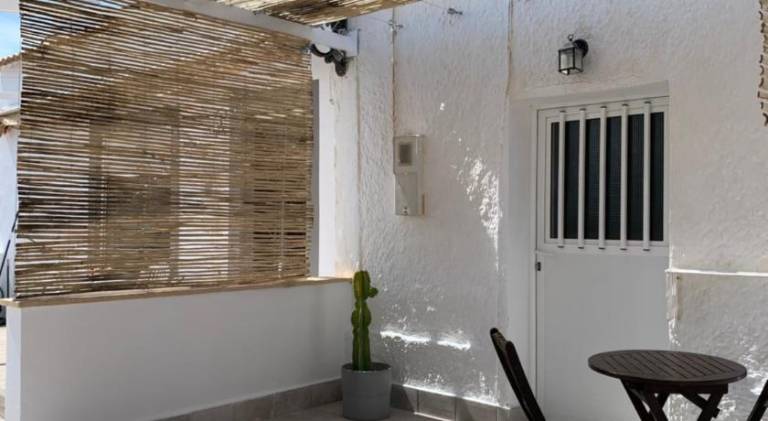 Charming vacation home | Pet-friendly — photo 3