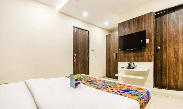 Hotel Pratiksha