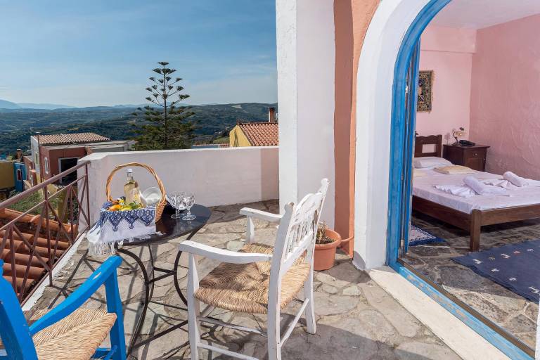 Arolithos Traditional Cretan Village Hotel — photo 4