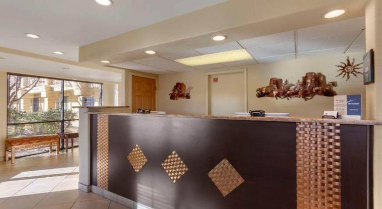 Best Western Desert Inn — photo 4