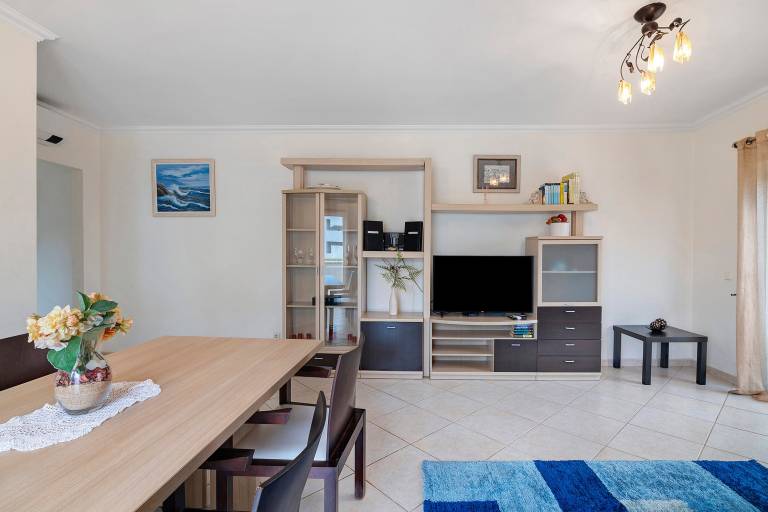 Apartment 'Algarve House' with Sea View, Wi-Fi and Air Conditioning — photo 5