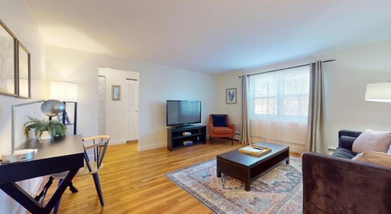 Beautiful, Homey 1BR Close to Longwood Medical in Cambridge, MA