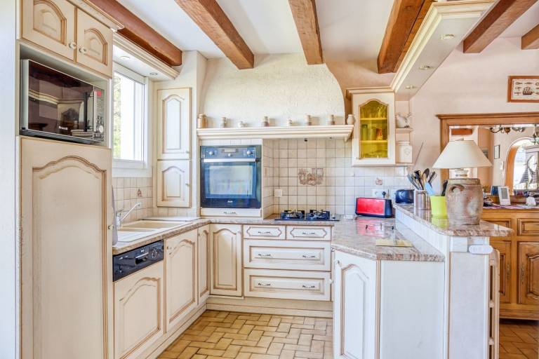 Family-oriented charming house with patio, barbeque & yard | Sea view | Next to the beach | Dogs allowed — photo 3