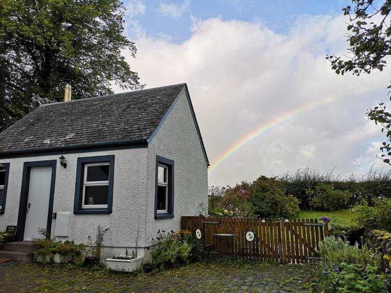 Cottage with garden & BBQ | Mountain view — photo 4