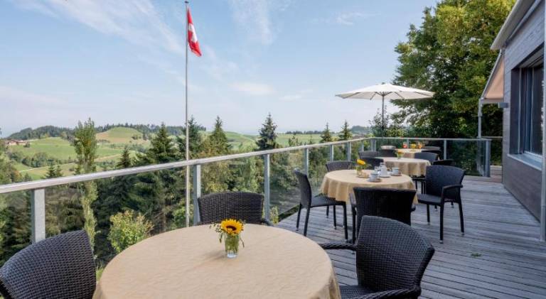 Landgasthof Hotel Menzberg — photo 5
