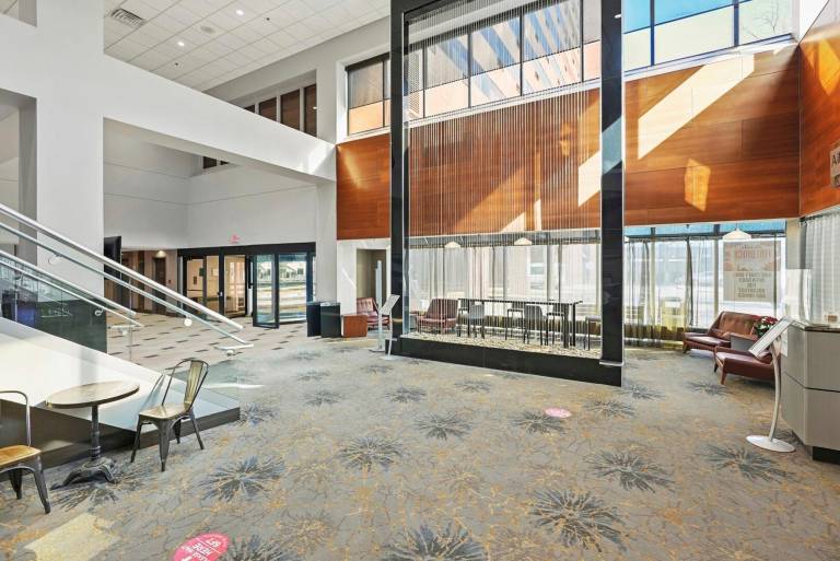 Crowne Plaza Suites MSP Airport - Mall of America By IHG — photo 5