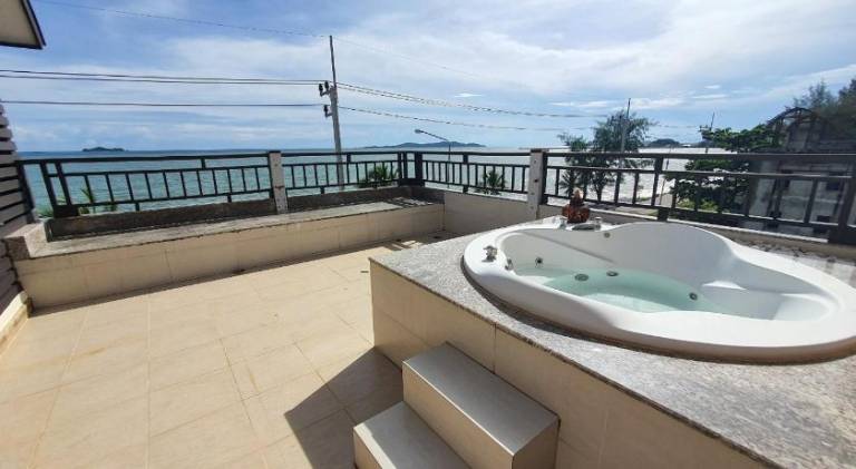W sea Beach villa Rayong — photo 5
