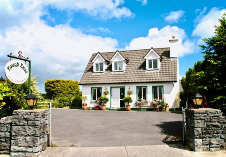Ferienhaus Fough East