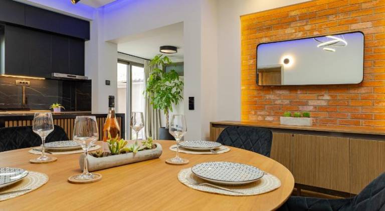 Vacation home with jacuzzi & grill — photo 3