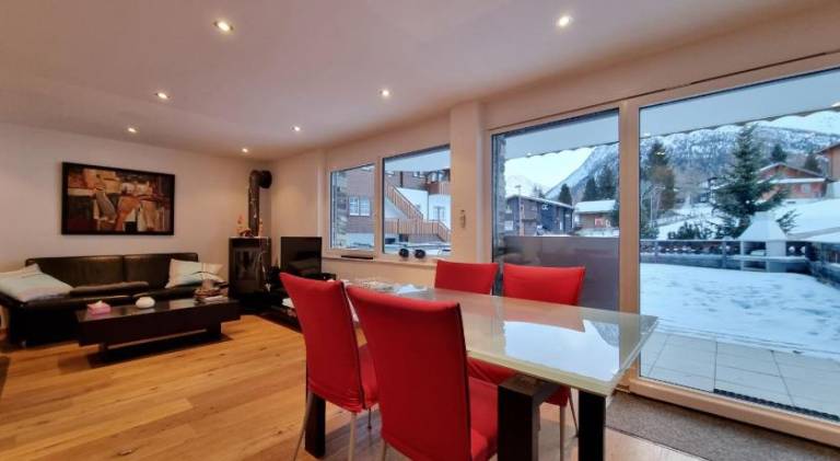 Holiday apartment with 3 rooms for 6 persons in Saas Grund