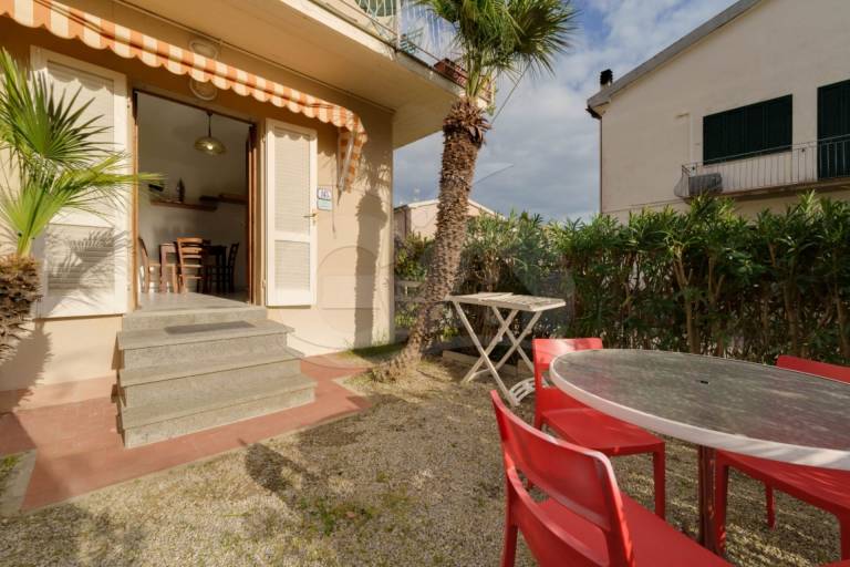 Family-friendly beautiful rental apartment with garden | Beach nearby | Pets allowed — photo 4