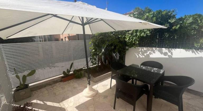 Apartment with 1 room for 4 persons — photo 3