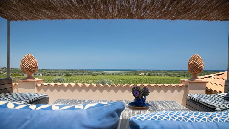 Villa with grill, terrace & private pool | Garden view | Suitable for remote work — photo 5