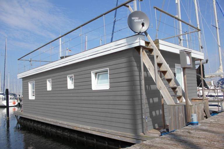 Child-friendly vacation home with terrace | Sea view | Beach nearby | Pets allowed in Heiligenhafen