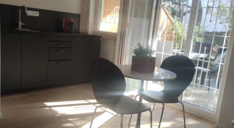 Charming rental apartment with pool & yard | Pet-friendly — photo 2