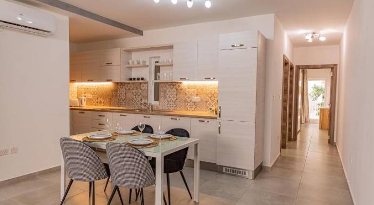 Holiday apartment with 2 rooms for 6 persons — photo 5