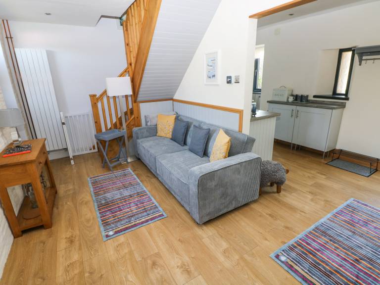 Child-friendly pleasant cottage with yard | Pet-friendly — photo 5
