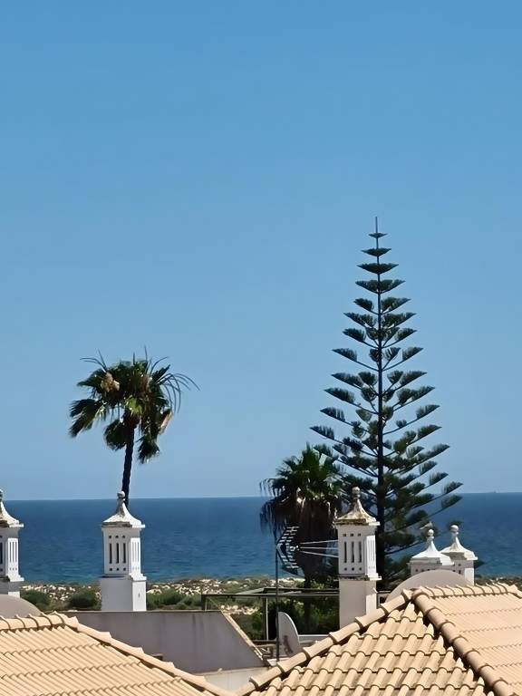 Holiday apartment with garden, terrace & pool | Garden view — photo 3