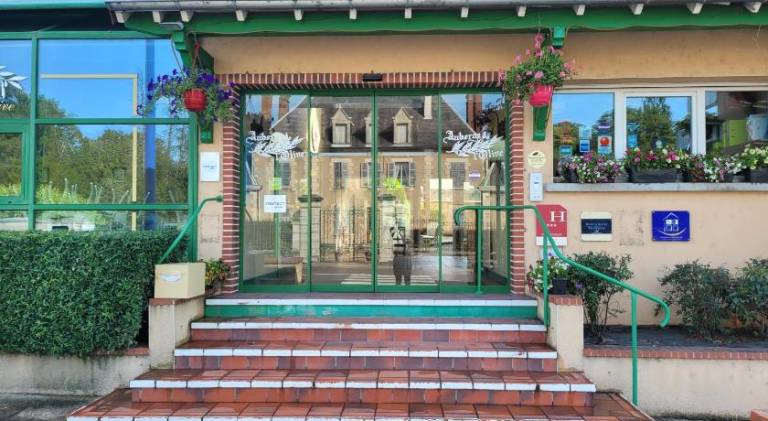 L'AUBERGE DE L'OLIVE — photo 3