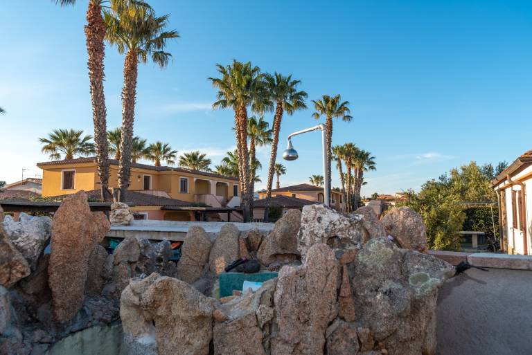 Centrally Located, Mediterranean Holiday Apartment with Garden and Terrace; Pets Allowed — photo 3