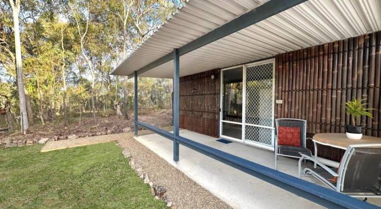 Apartment with 2 rooms for 6 persons in Gladstone