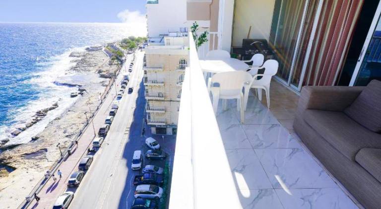 Holiday apartment with 2 rooms for 6 persons — photo 5