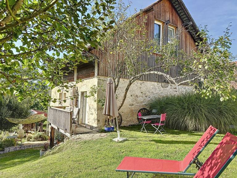 Cottage  Cusy