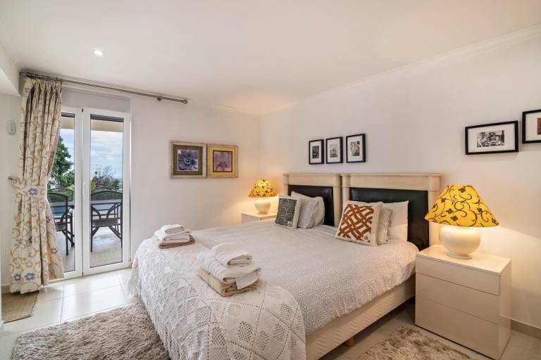 Fully equipped holiday apartment with pool, grill & garden | Garden view | Dogs allowed — photo 4