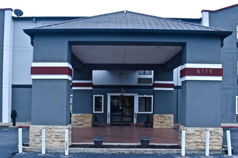 Red Roof Inn & Suites Little Rock