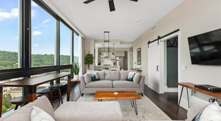 Vacation home | Pet-friendly in Asheville, NC