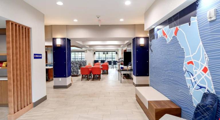 Holiday Inn Express & Suites Palm Coast - I-95 by IHG — photo 4
