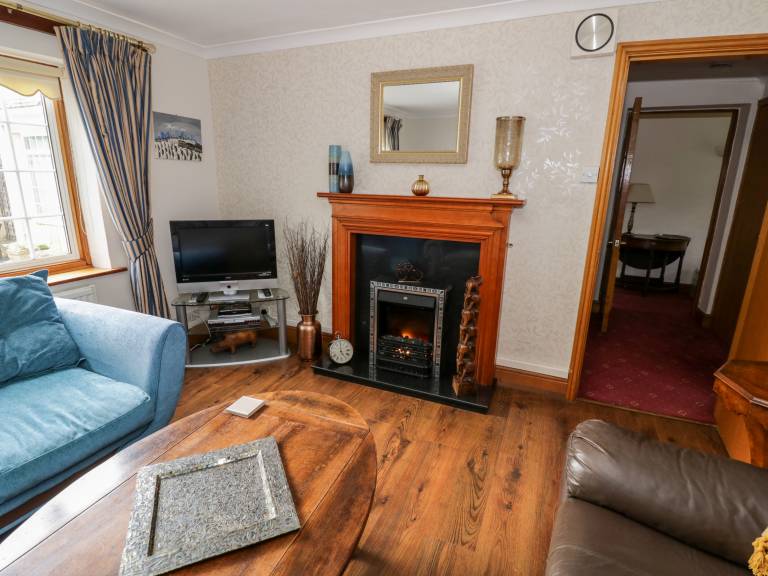 Children-friendly cottage with yard | Pets allowed — photo 2
