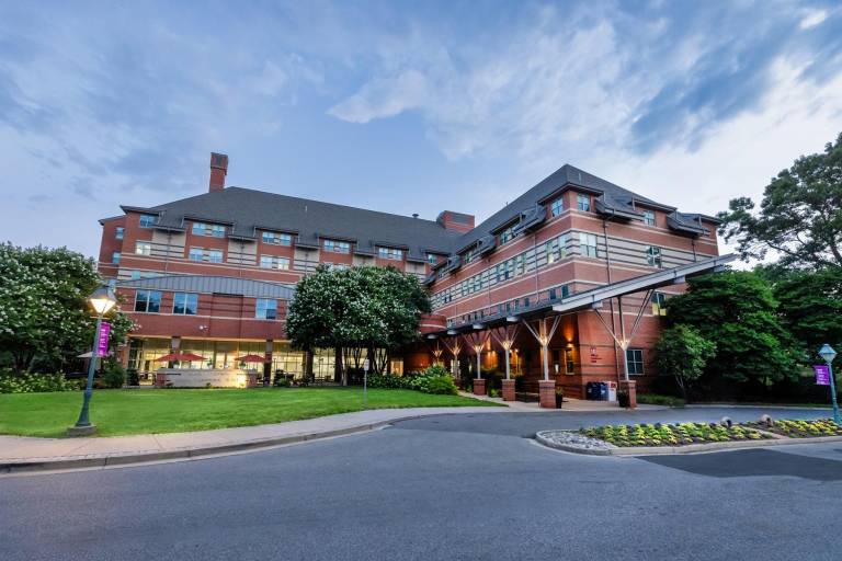 Kellogg Conference Hotel Capitol Hill — photo 3