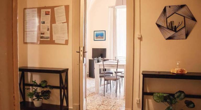 Rental apartment with 2 rooms for 6 persons — photo 3