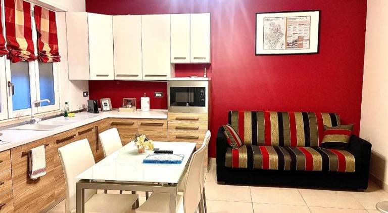 Apartment with 1 room for 4 persons — photo 3