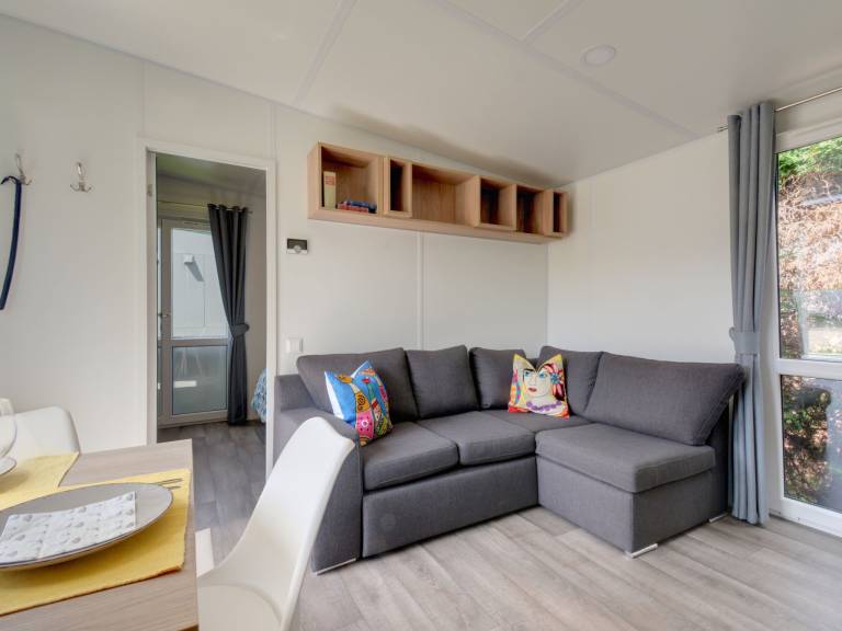Vacation home with terrace — photo 2