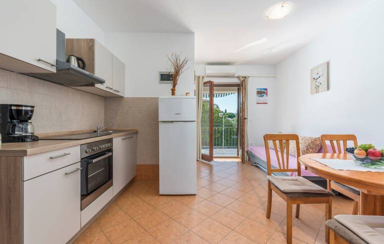 Rental apartment with yard | Sea view | Close to the beach | Pets are welcome — photo 5